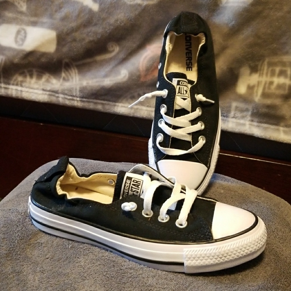 Black converse